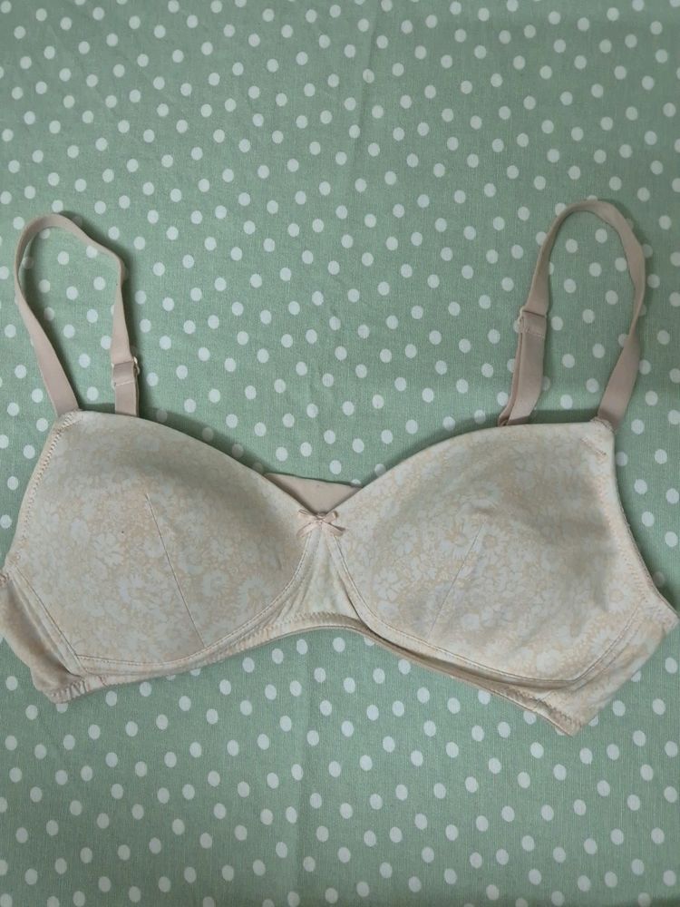 2 M&amp;S Bras