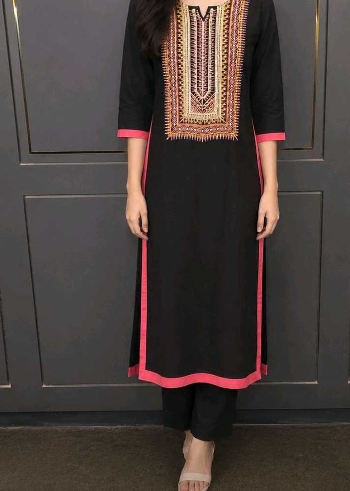 Elegant Embroidered Kurta