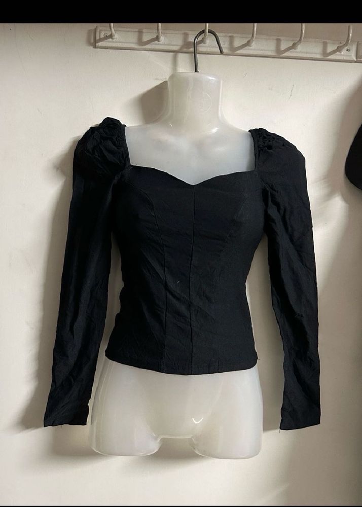 Black Puff Sleeve Sweetheart Neck Top