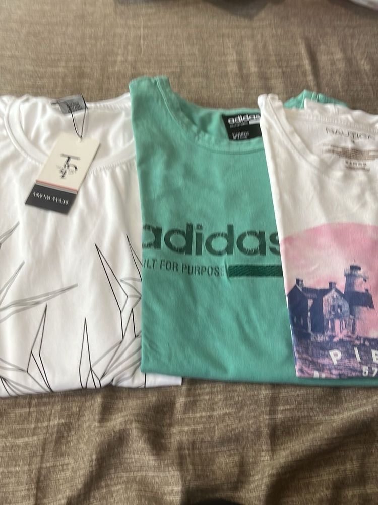 Bundle of 3 Graphic T-Shirts