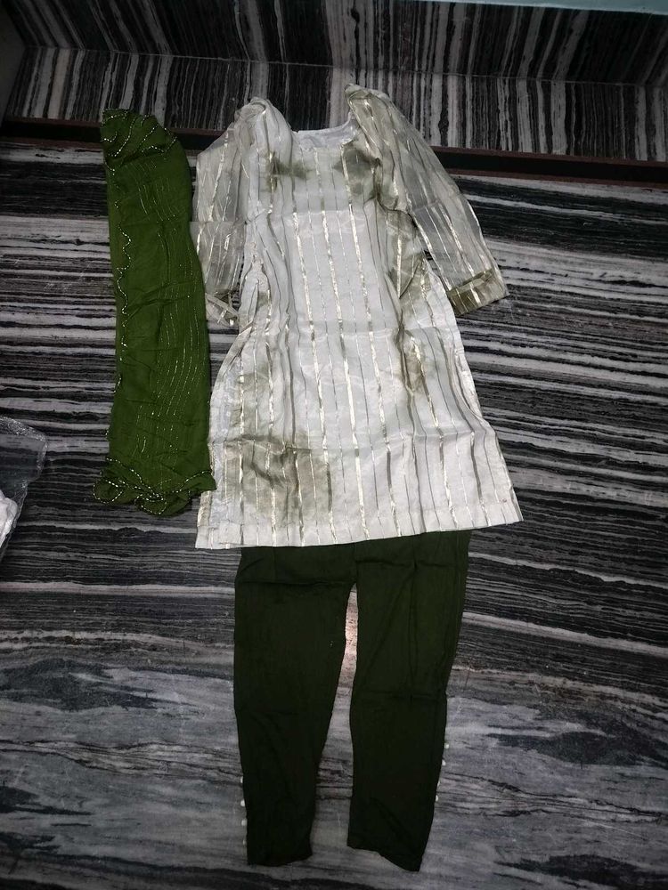 Elegant Kurta Set with Dupatta