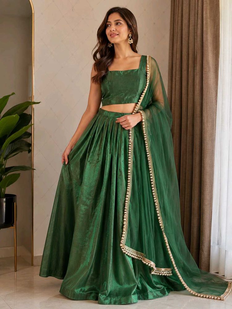 Green Silk Lehenga Choli Set💚💚