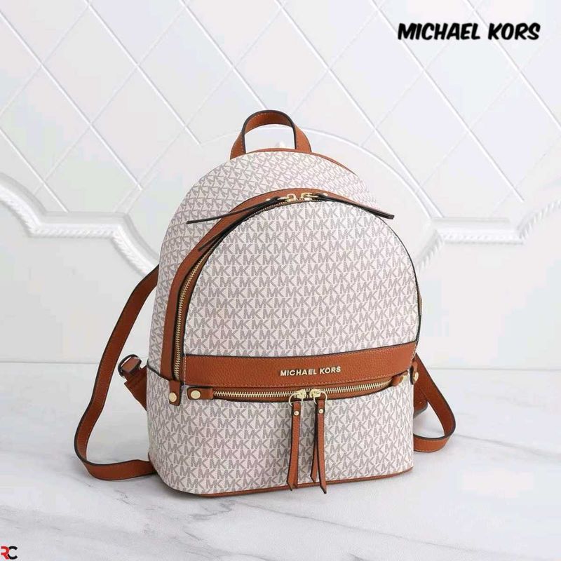 MICHAEL KORS* *KENLY SIGNATURE LOGO MEDIUM BACKPAC