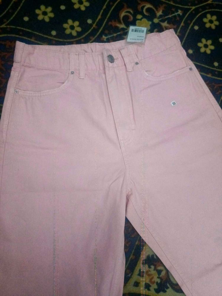 Pink High-Waisted denim jeans