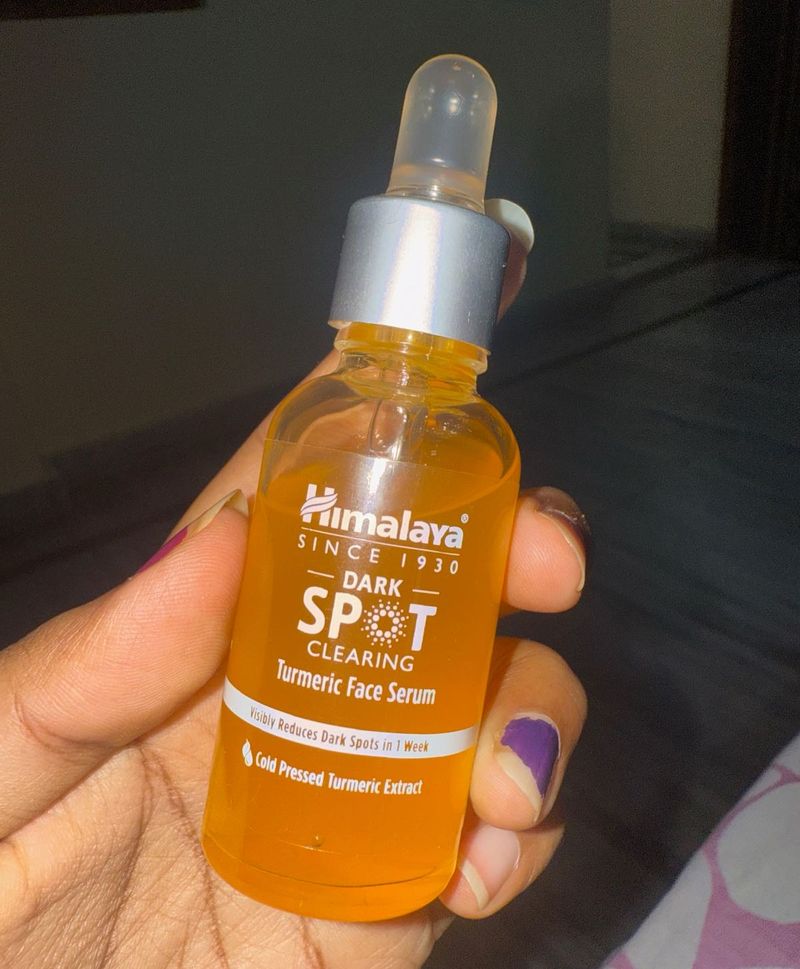 Himalaya Dark Spot Clearing Turmeric Face Serum