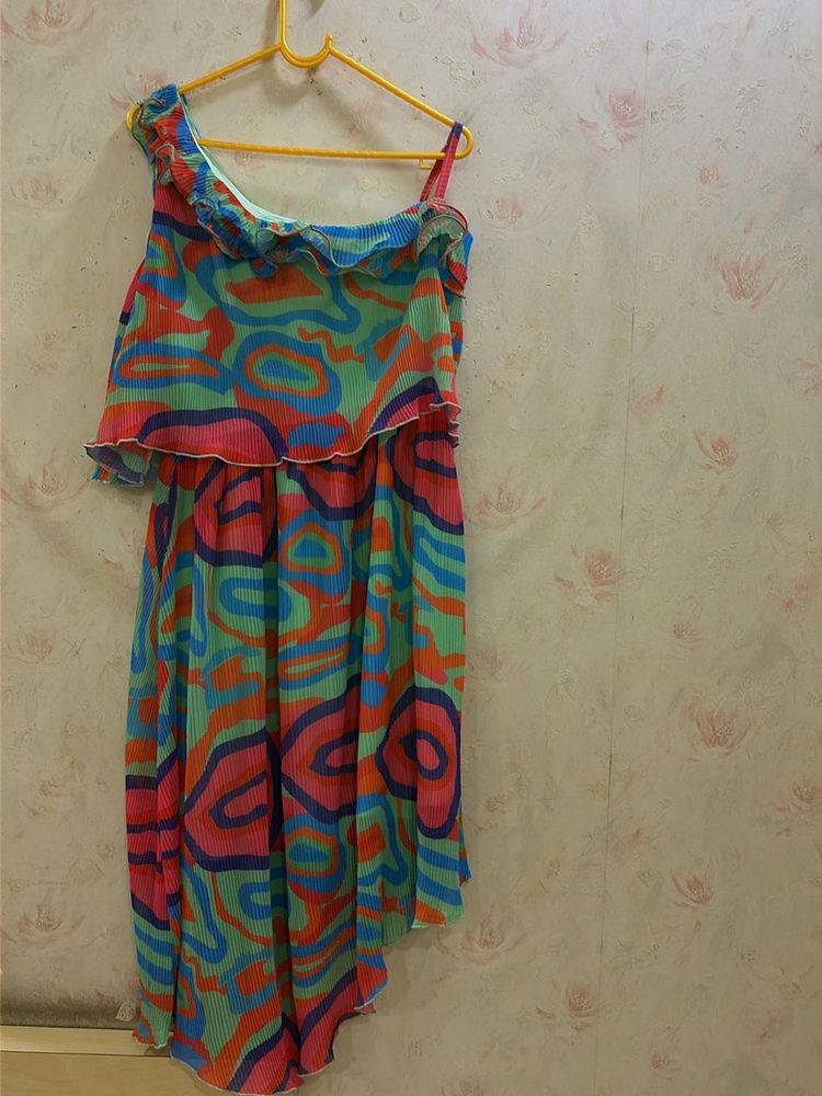 Vibrant Pleated One-Shoulder Dress