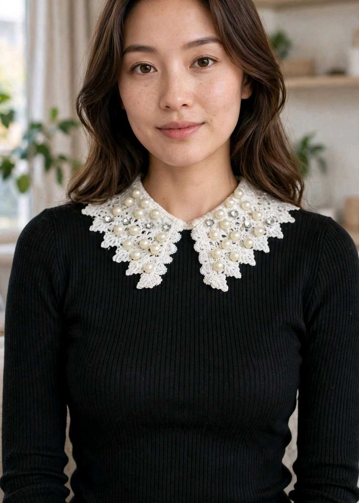 Pearl Embellished Detachable Collar