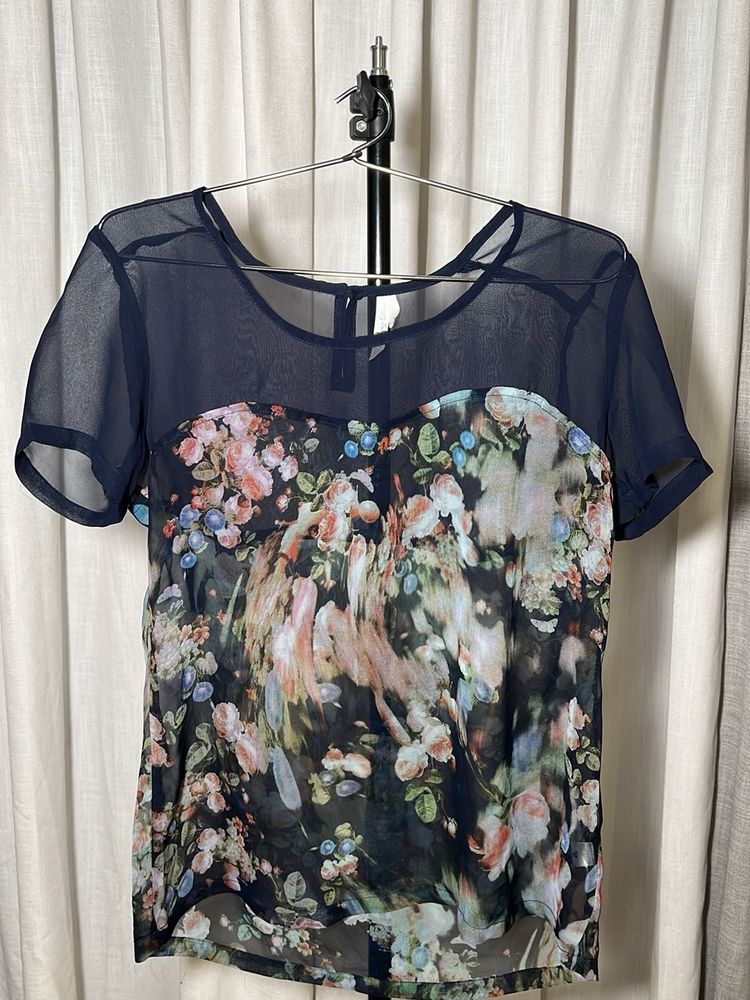 Sweetheart Neck Floral Sheer Navy Top