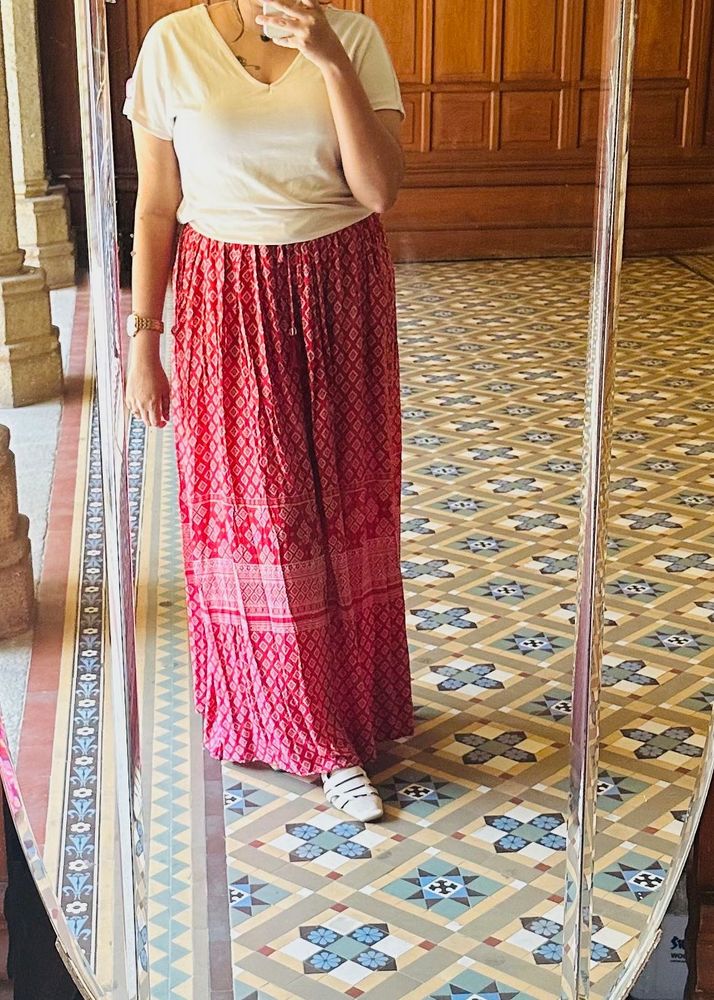 Red &amp; White Diamond Print Ethnic Skirt