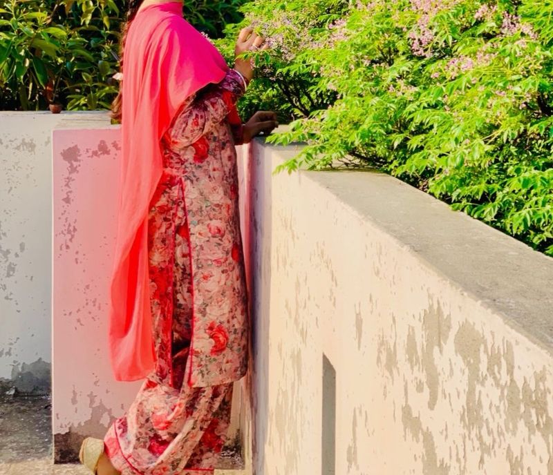 Floral Print Kurta Set with Dupatta