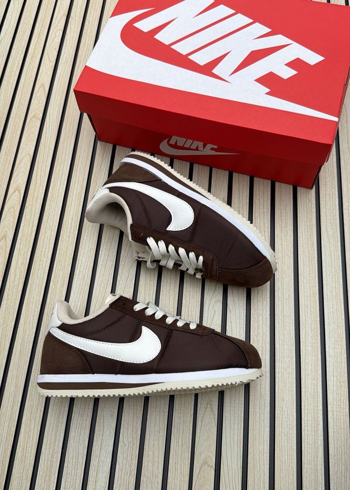 Nike Cortez brown