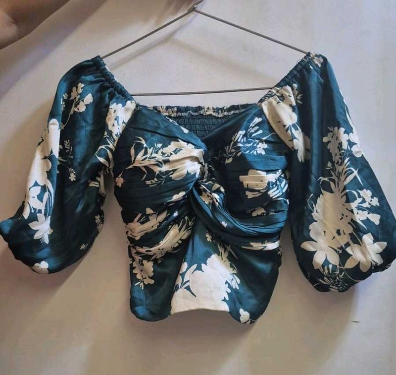 Stylish Floral Print Twist Front Top