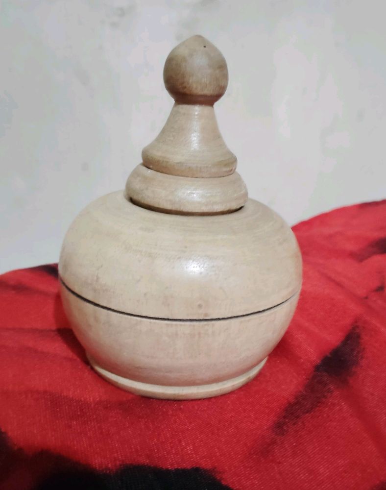 Vintage Wooden Trinket Box