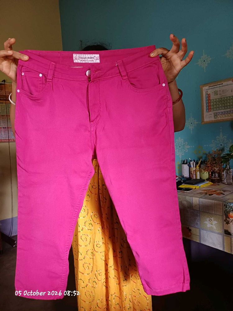 Bright Pink Cropped Jeans