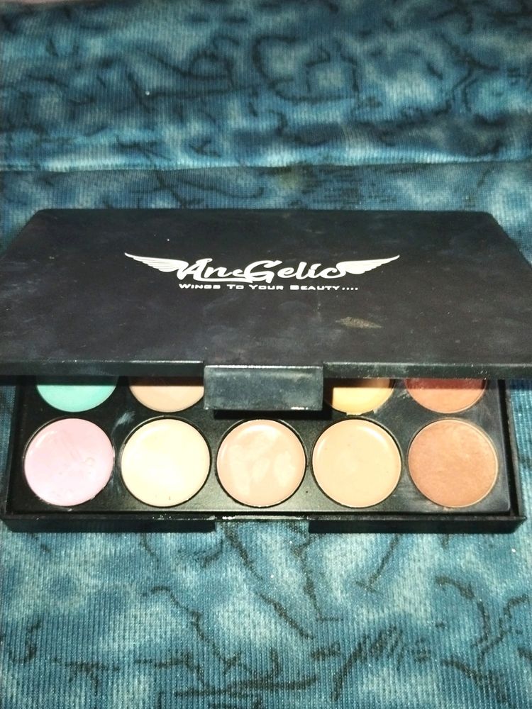 Angelic 15 Shades Concealer Pallet