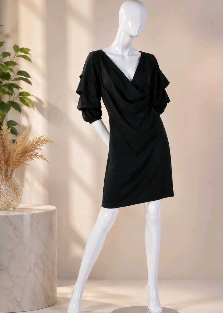 Elegant Black V-Neck Mini Dress