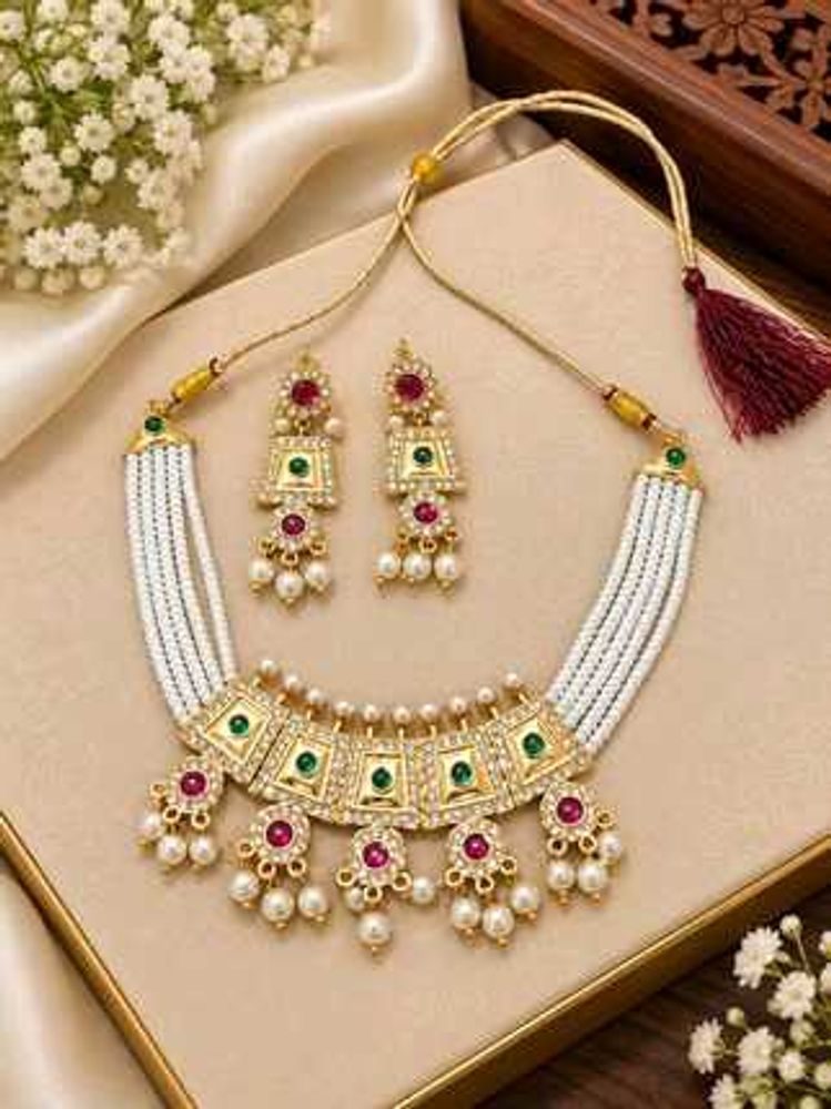Stunning Kundan Necklace &amp; Earring Set