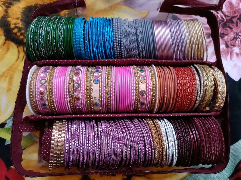 Set Of Bangales Without Bag