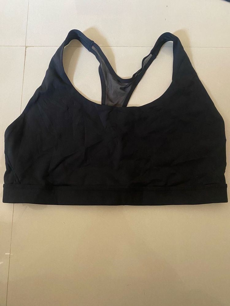 Victoria’s Secret Black Sports Bra