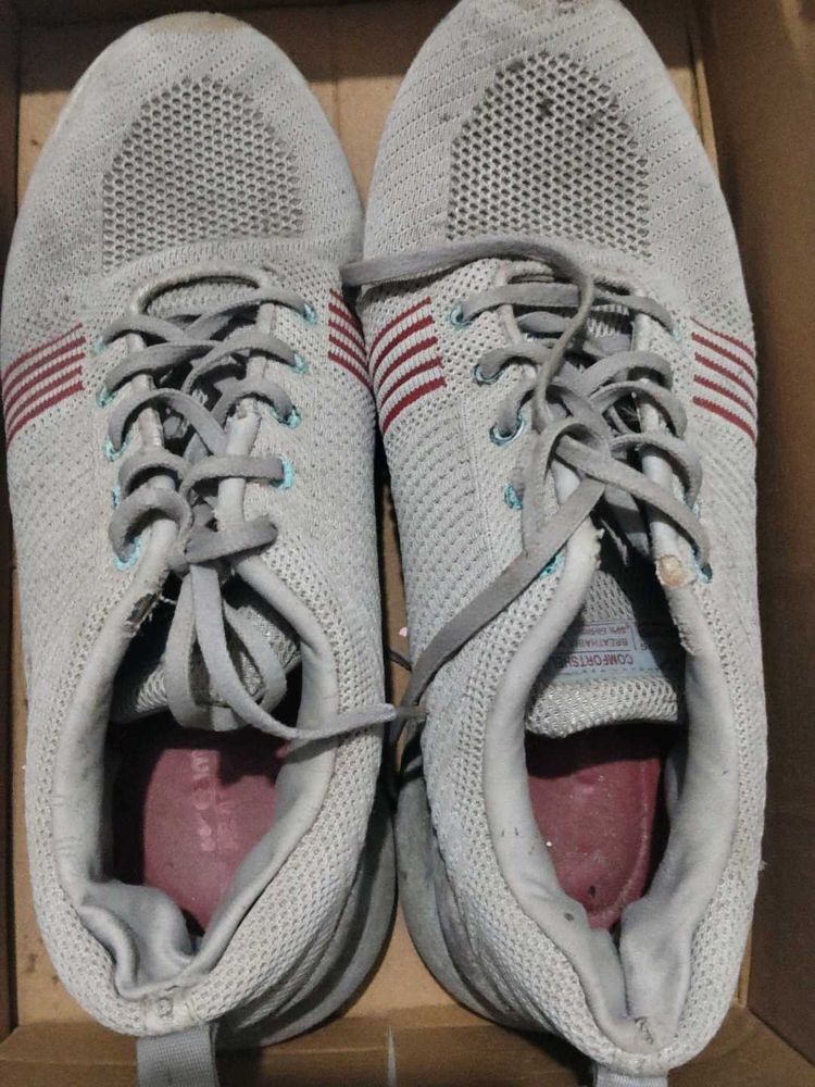 Comfortable Grey Sneakers