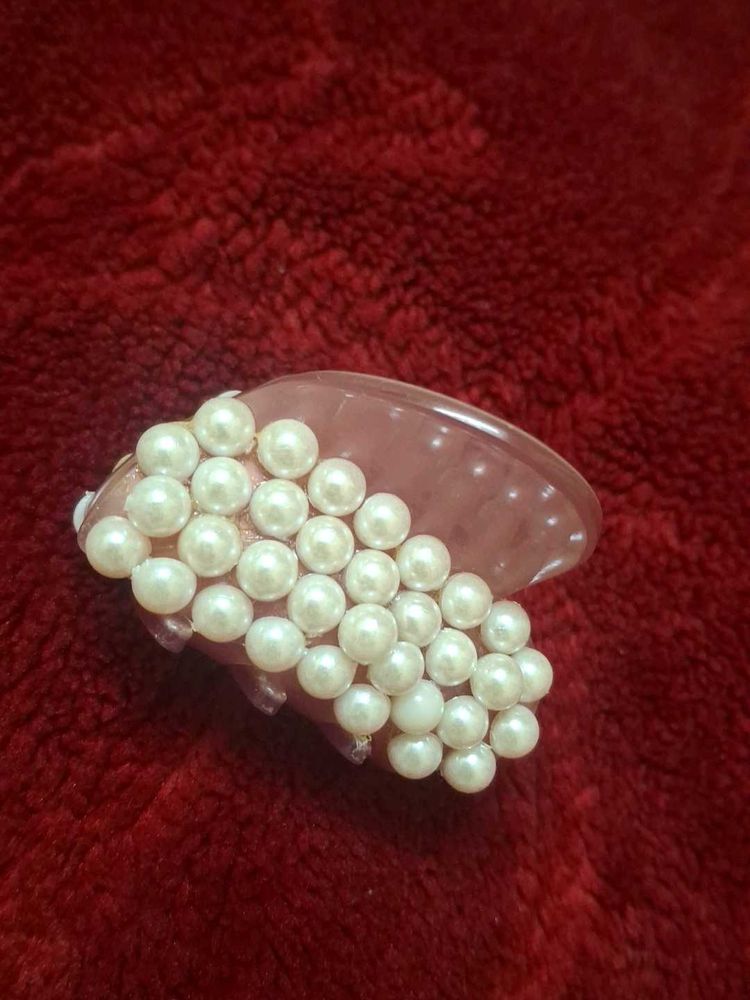 Exquisite Pearl Embellished Heart Ring