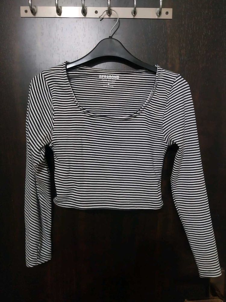 Striped scoop neck ribbed top