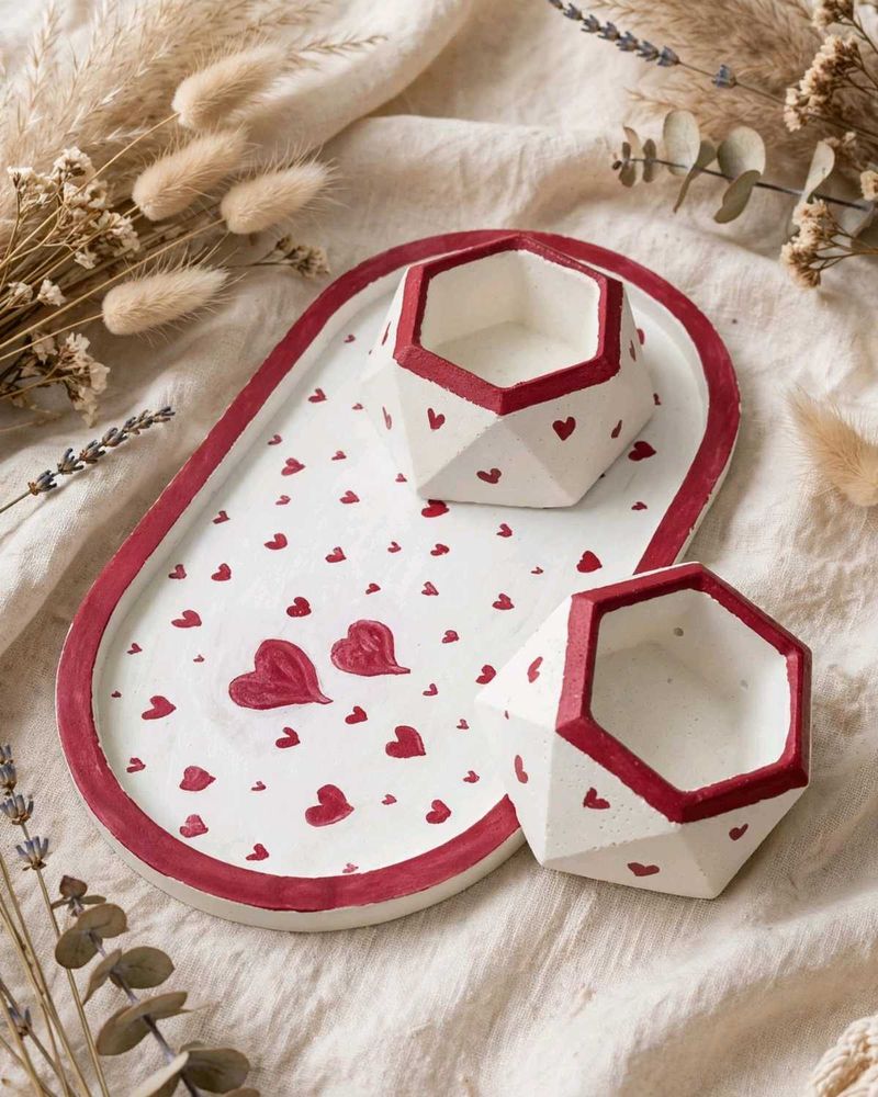 Heart Print Decorative Tray &amp; holder com mini pot
