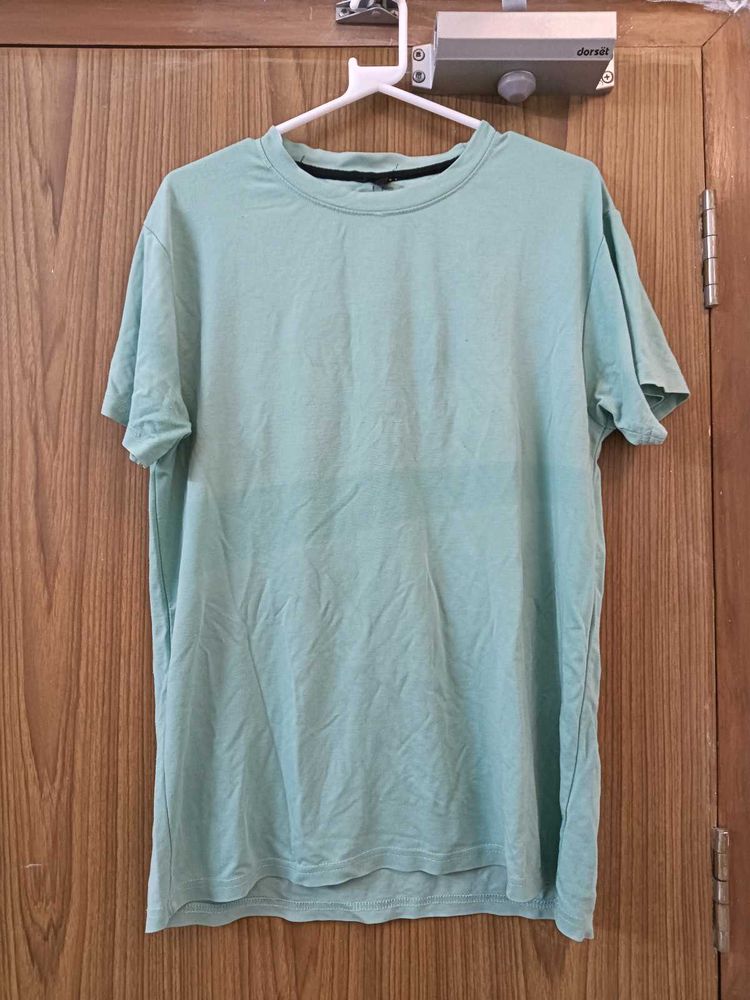 green-blue tshirt