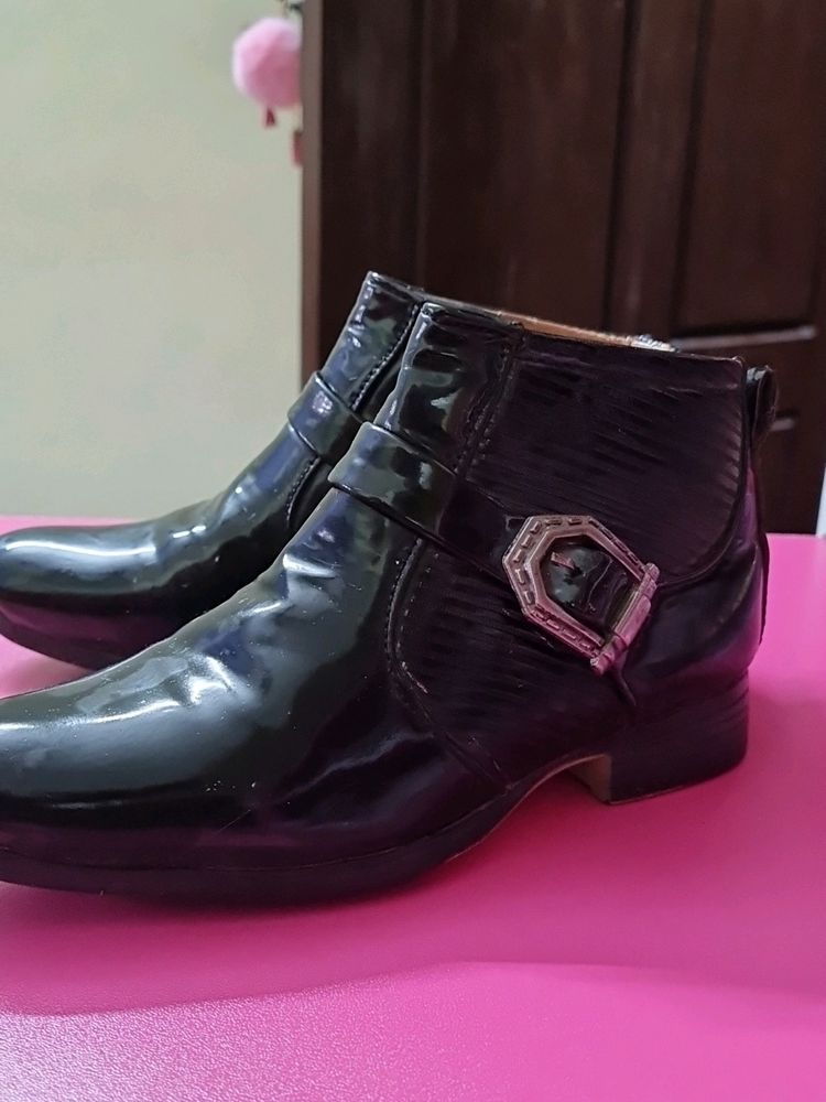 Girls Boots