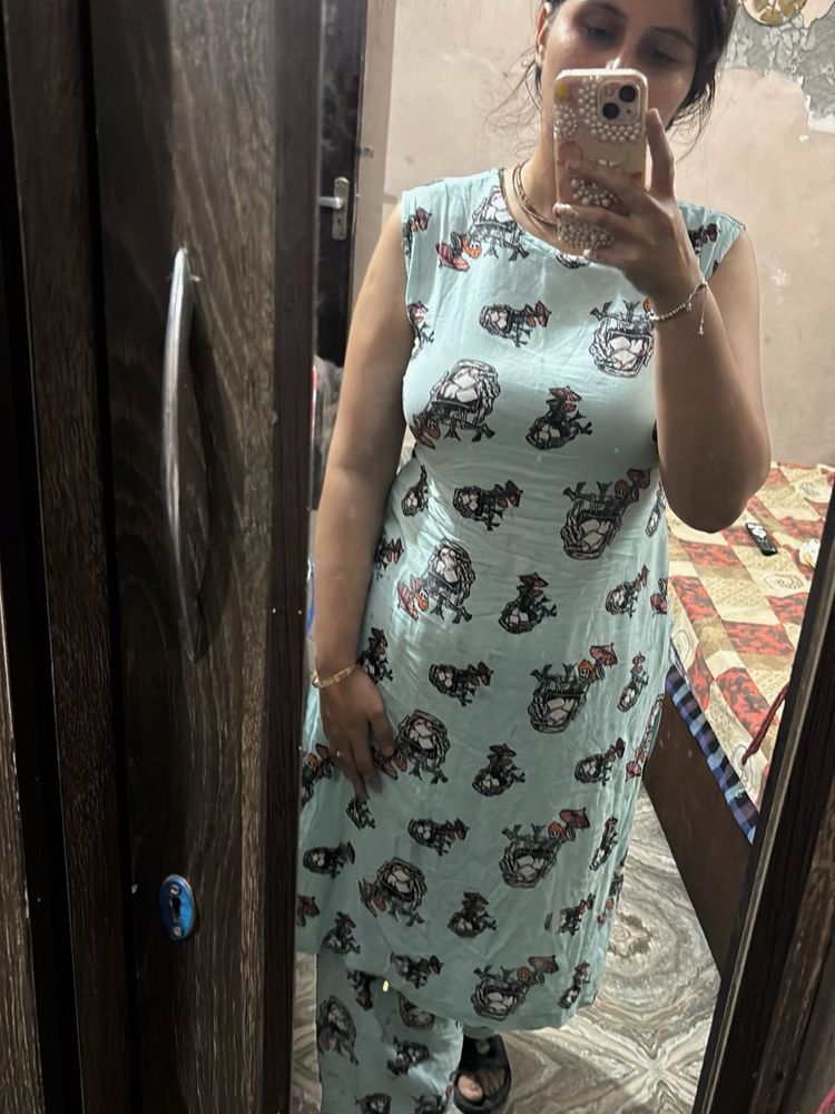 Stylish Printed Kurta Set