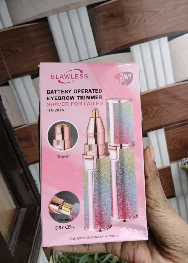 2-in-1 Eyebrow Trimmer &amp; Shaver