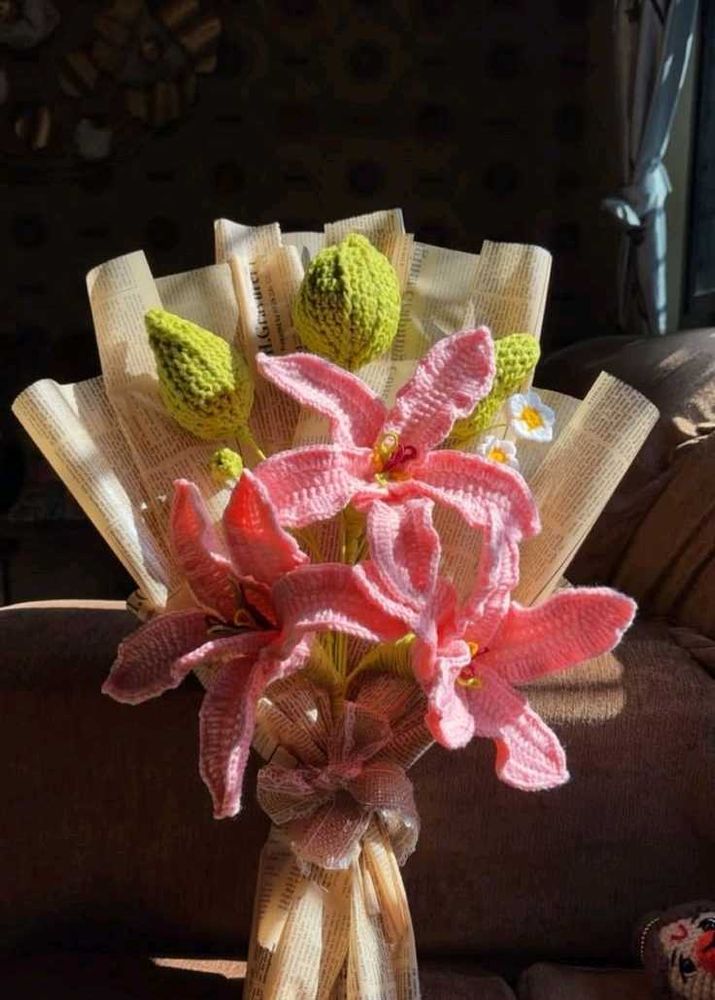 Crocheted Flower Bouquet