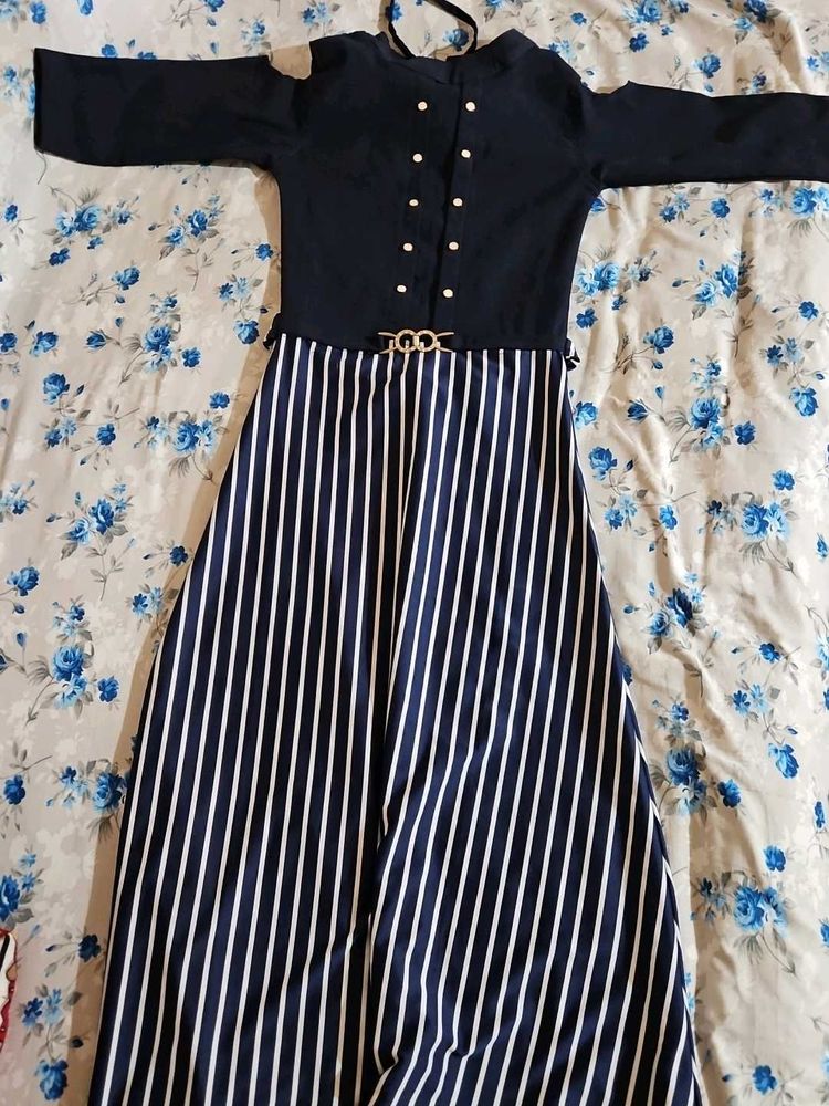 Chic Navy &amp; White Striped Maxi Dress