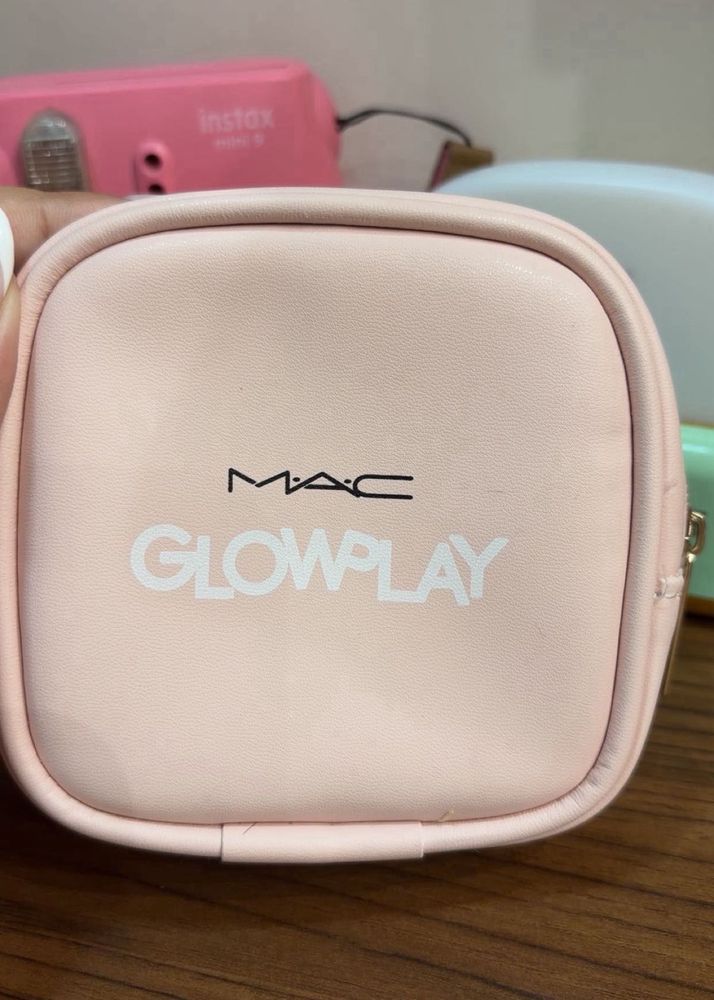 MAC GlowPlay Makeup Pouch