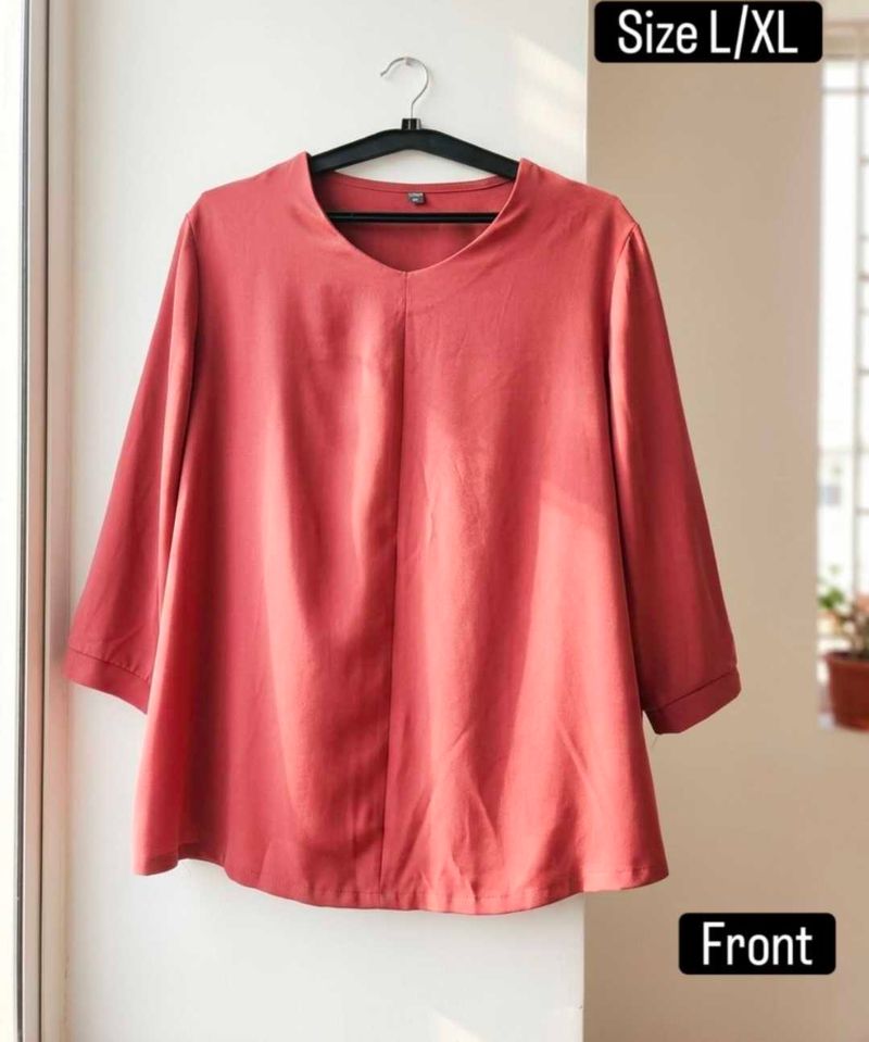 V-Neck 3/4 Sleeve Tunic Top