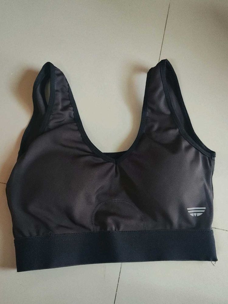 Comfortable Black Sports Bra