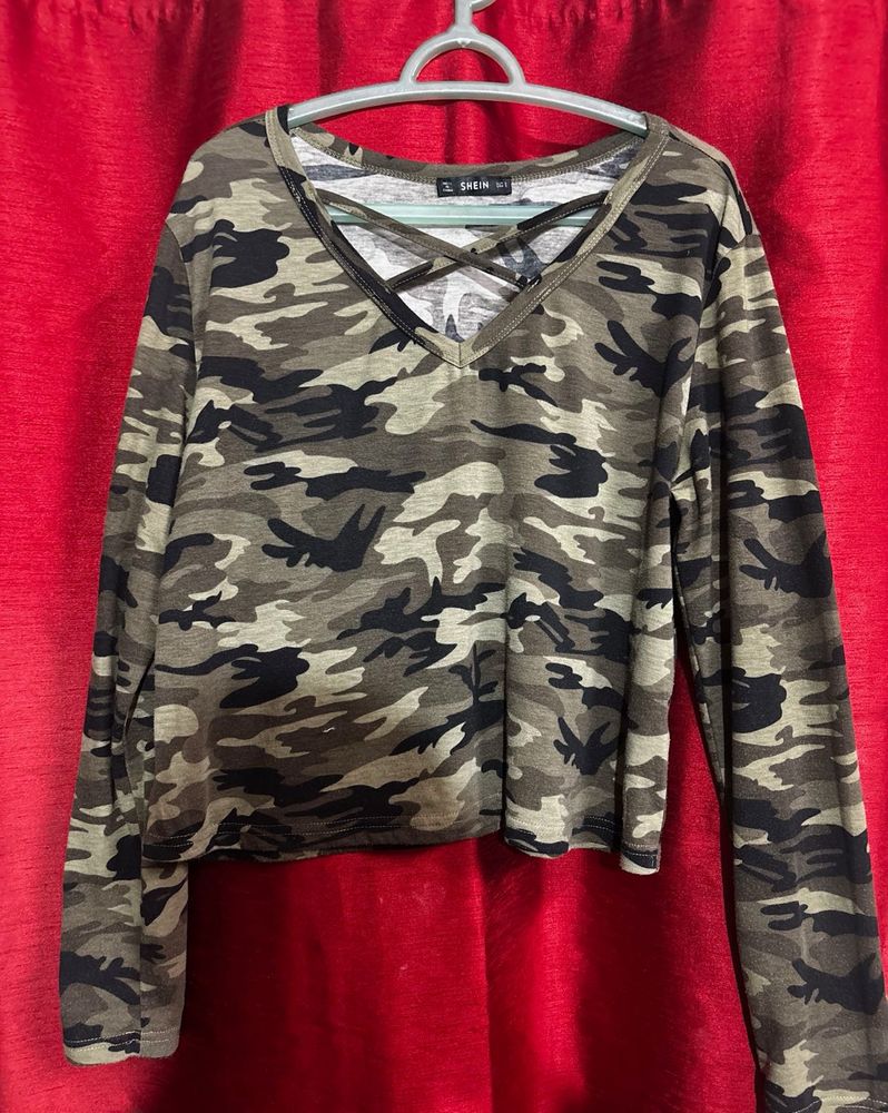 Camo V-Neck Crossover Long Sleeve Top