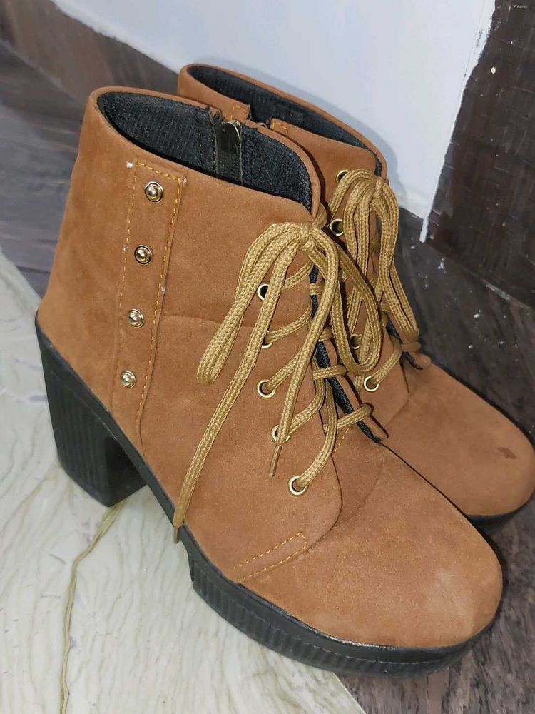 Tan Platform Lace-Up Boots
