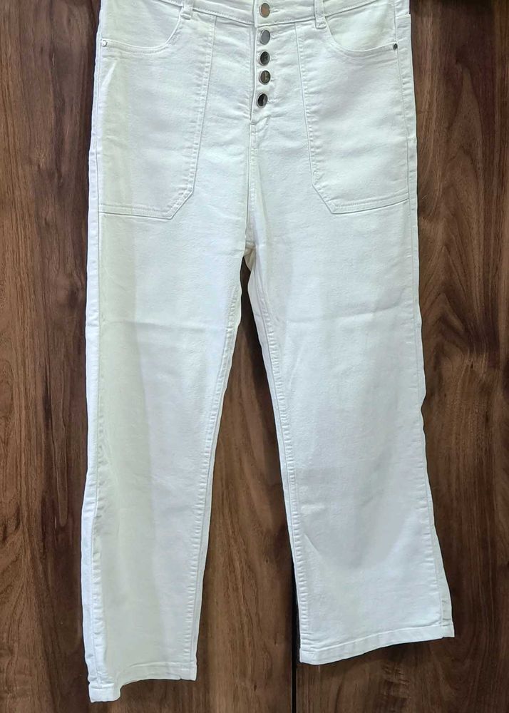 Stylish Off-White Wide Leg Jeans