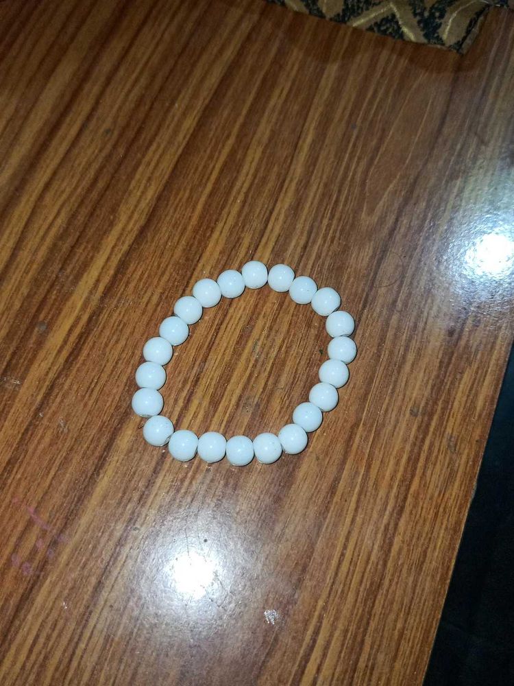 White Beaded Bracelet