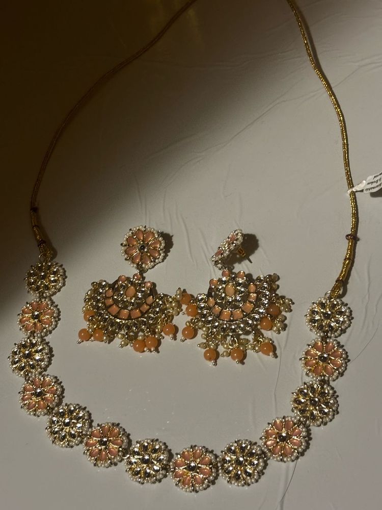 Peach Stone &amp; Pearl Jewellery Set