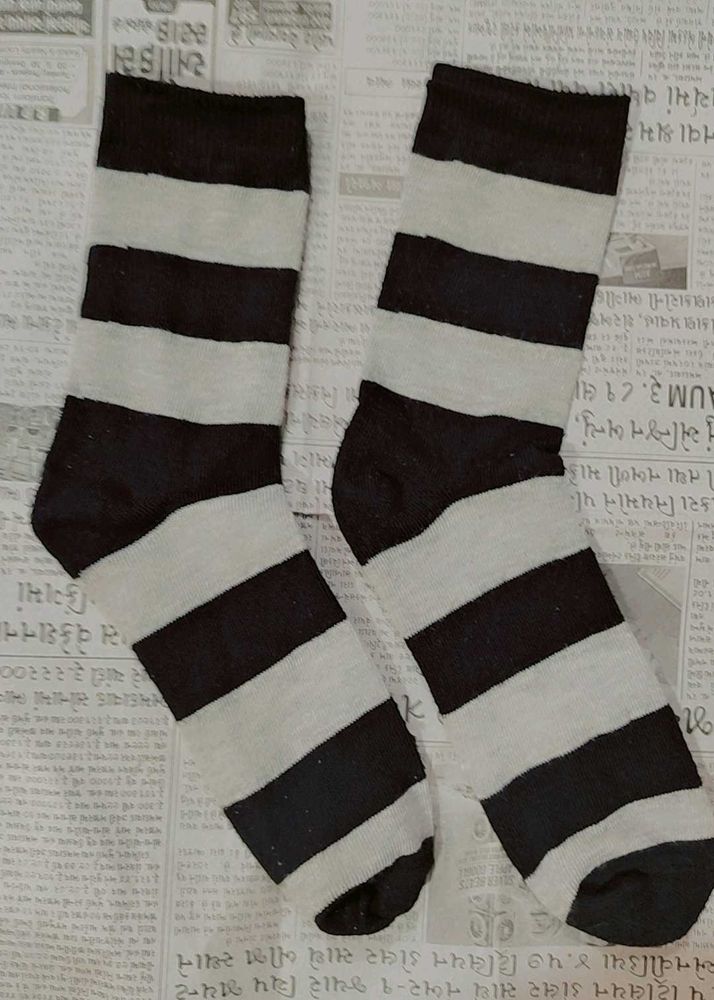 Striped Socks - Black &amp; White