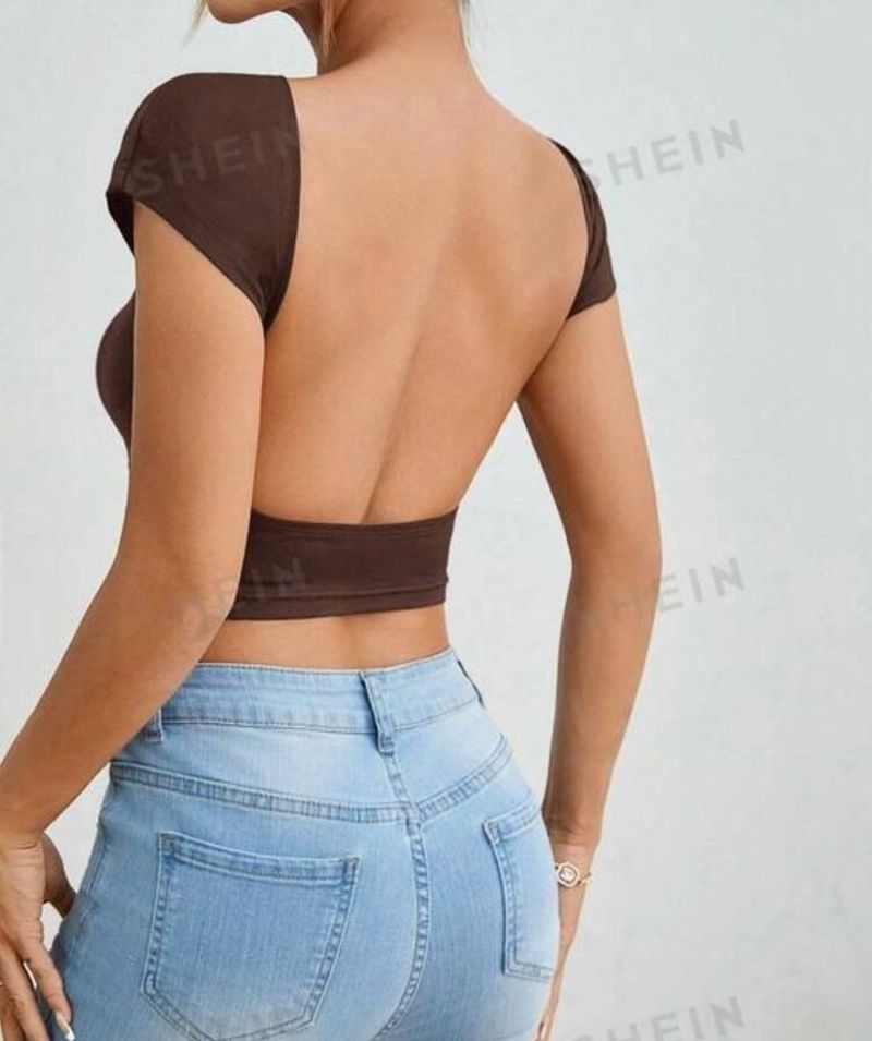 backless crop top