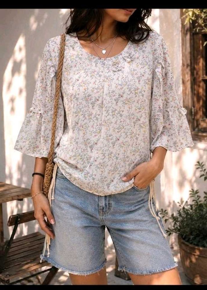 Floral Print Bell Sleeve Top