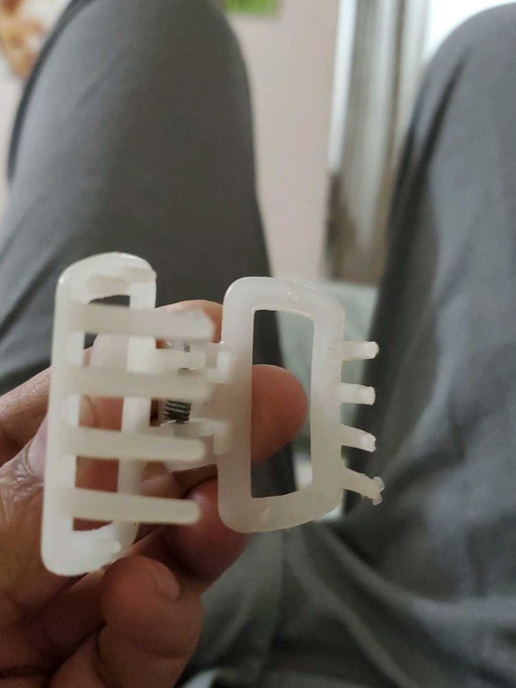 White Claw Hair Clip
