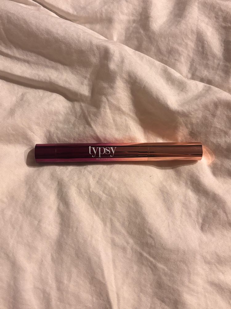 Typsy Lip Plumping Gloss - Kpop
