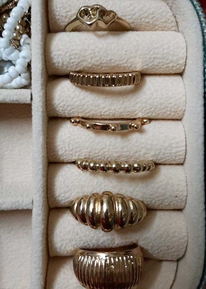 Set of Gold-Tone Rings