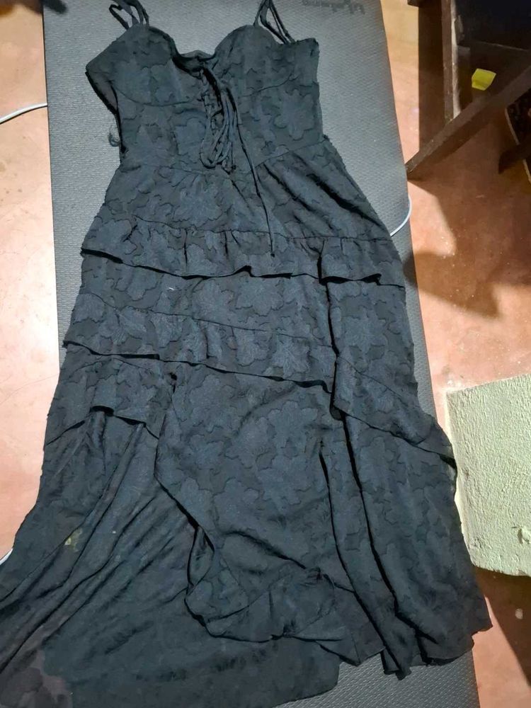 Black Lace Tiered Maxi Dress