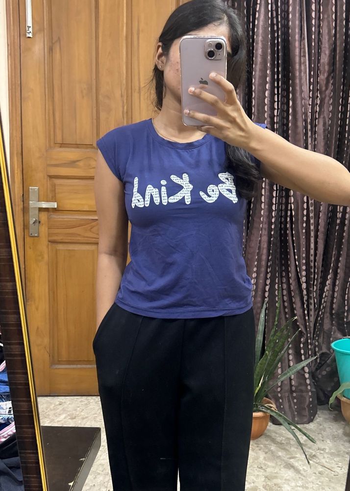 Cute "Be Kind" Graphic Tee