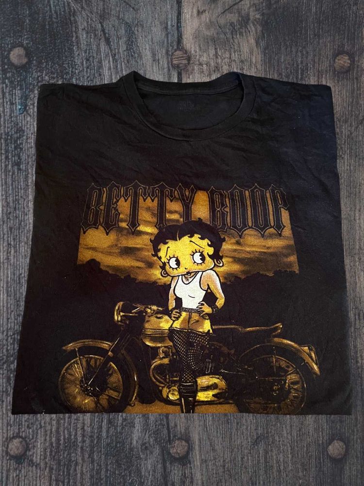 Betty Boop Graphic Tee